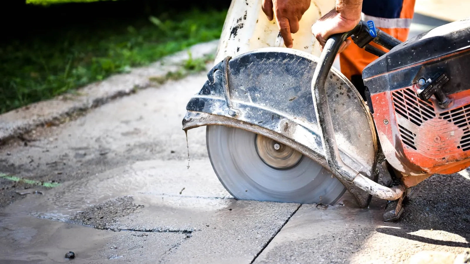 Concrete Saw with Diamond Blade